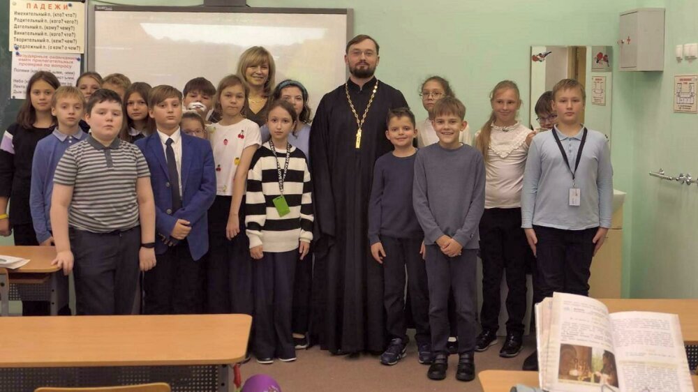 Евгений Ильницкий посетил урок Основы православной культуры в школе № 1272.